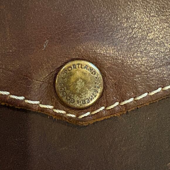 Portland Leather Goods Brown Leather Envelope Clutch Wristlet - Picture 5 of 15